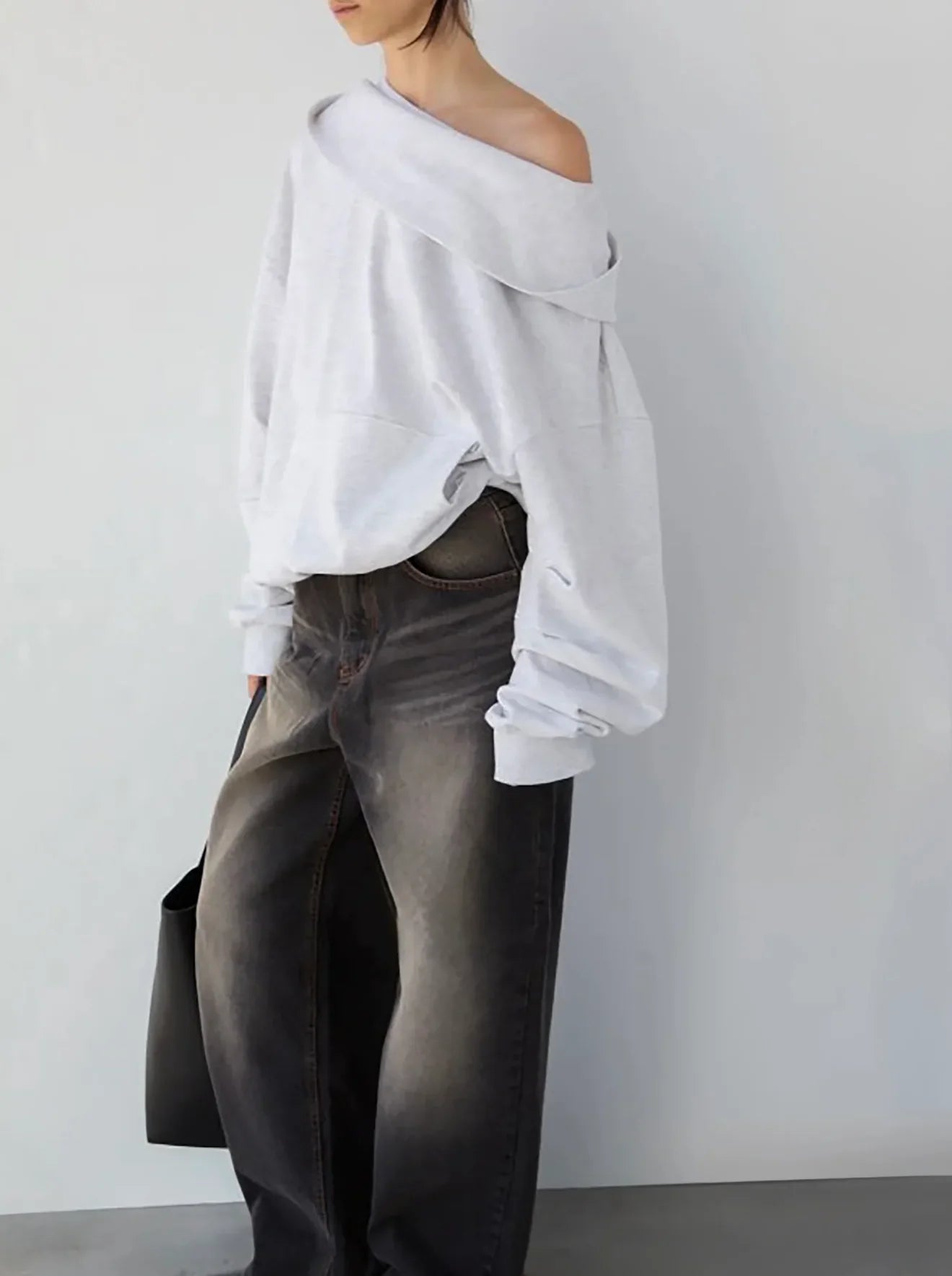 Oversize Off-Shoulder Hoodie