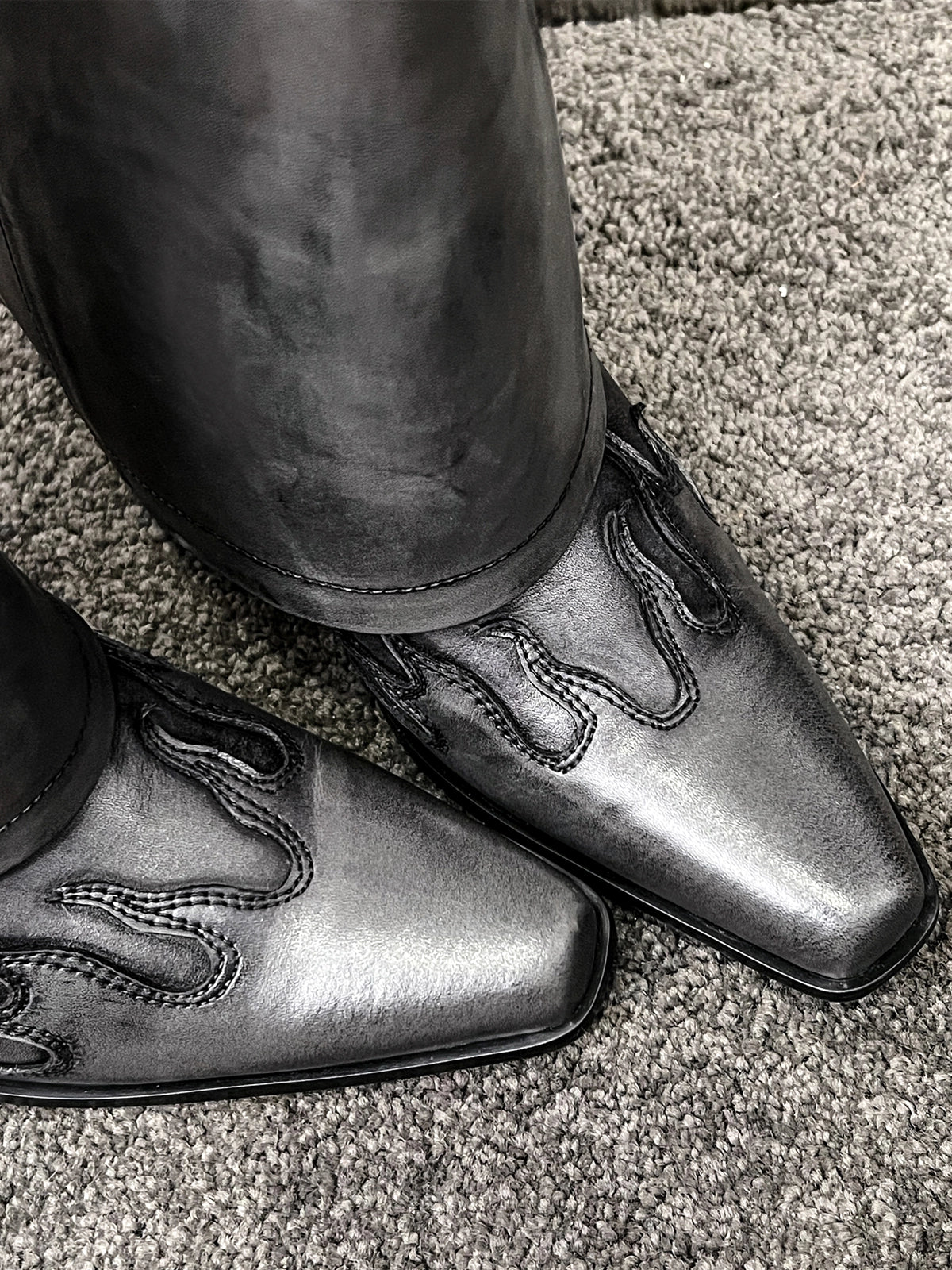 "Street Star" Long Fire Leather Shoe