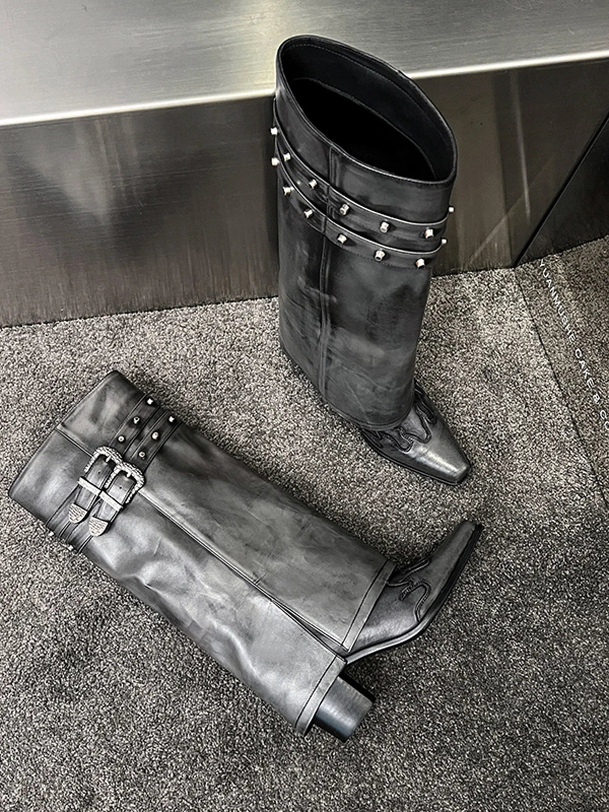 "Street Star" Long Fire Leather Shoe